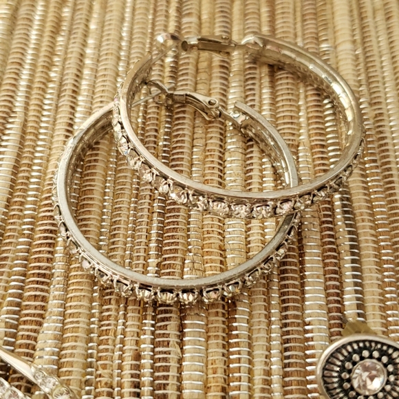 Set of 3 silver sparkle earrings - Picture 3 of 5